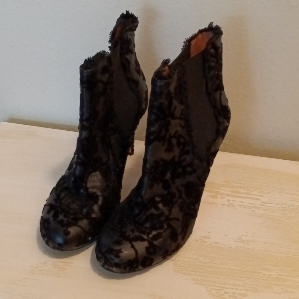 Vero cuoio lacey boots